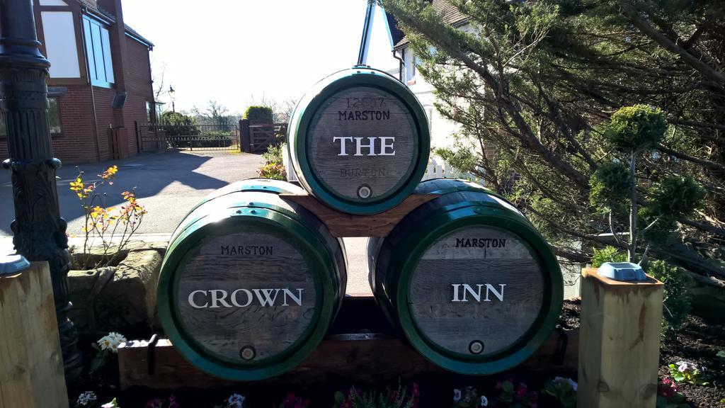 Crown Inn Marston Montgomery Eksteriør bilde